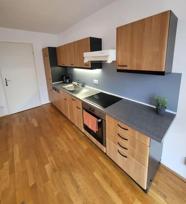 Top Sky Vienna Luaran gambar