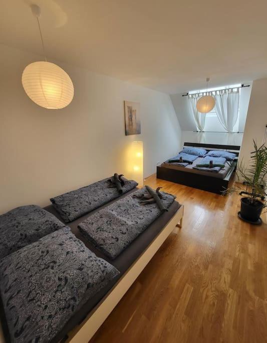 Top Sky Vienna Luaran gambar